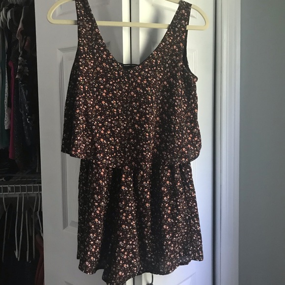 Romper - Picture 5 of 5